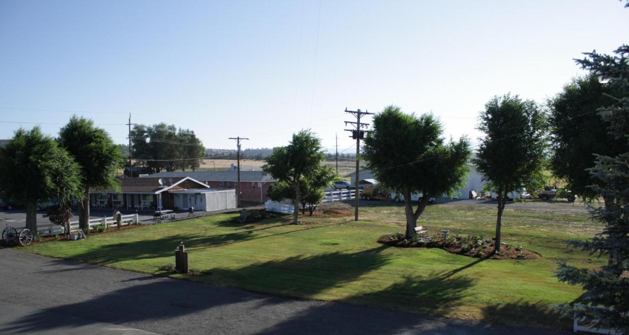 Rim Rock Motel Alturas Esterno foto